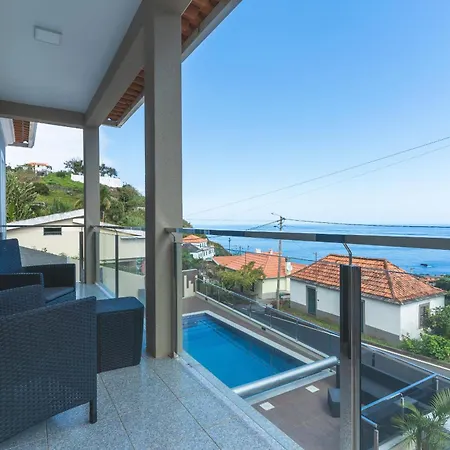 Semesterbostad Alves By Altlantic São Roque do Faial