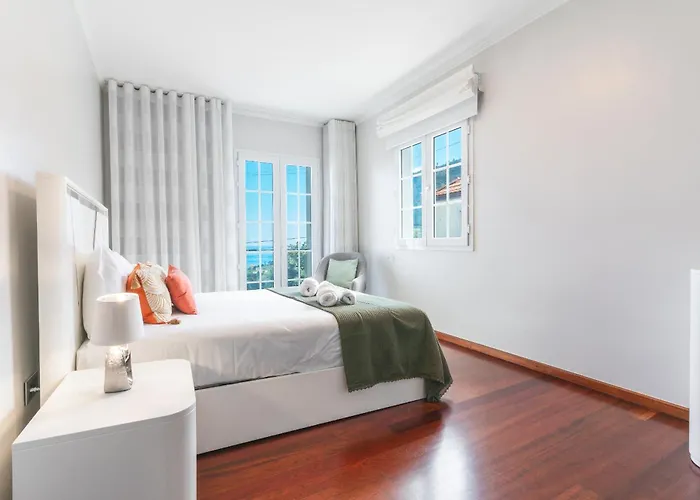 Alves By Altlantic Feriehus São Roque do Faial